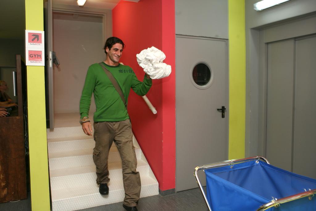 Hellobcn Youth Hostel Barcelona Bagian luar foto