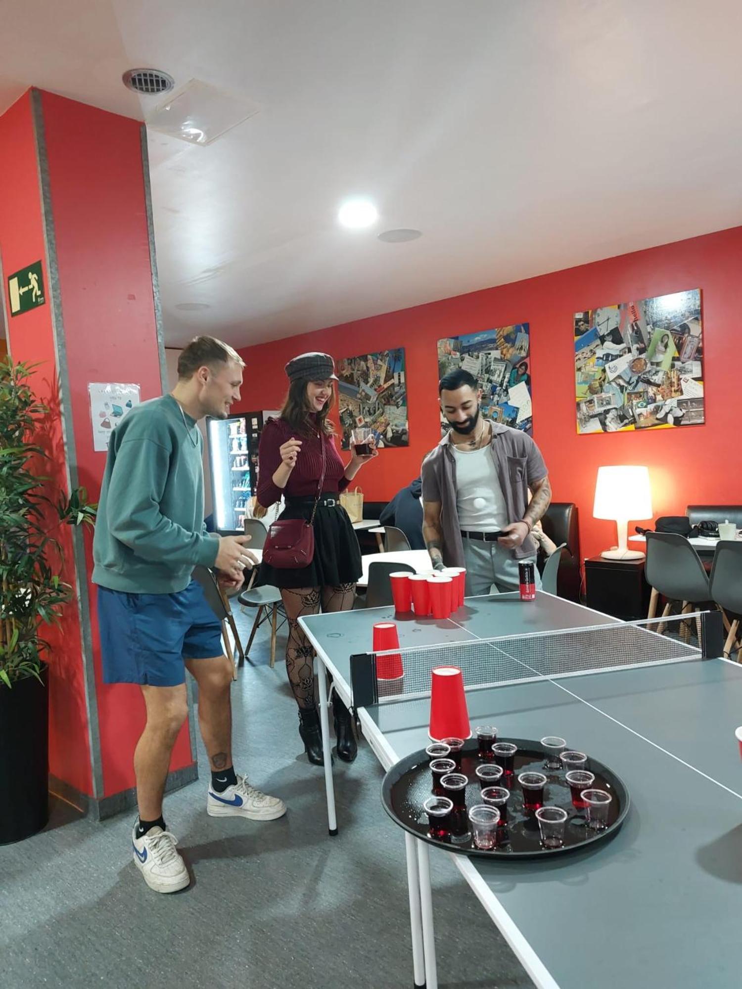 Hellobcn Youth Hostel Barcelona Bagian luar foto