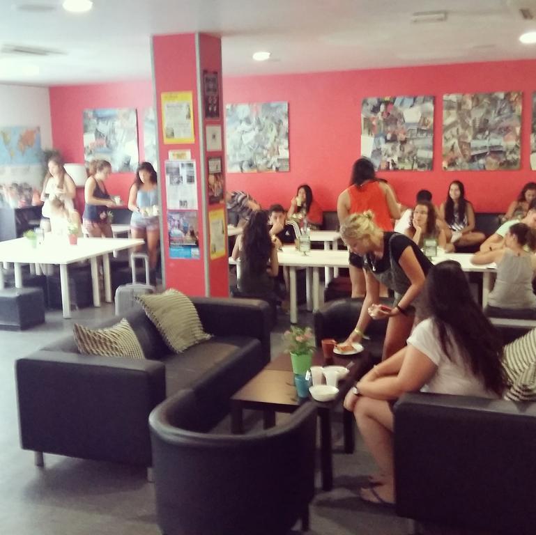 Hellobcn Youth Hostel Barcelona Bagian luar foto
