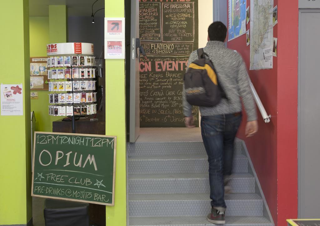 Hellobcn Youth Hostel Barcelona Bagian luar foto