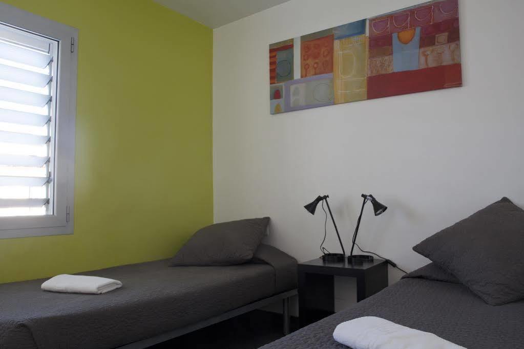 Hellobcn Youth Hostel Barcelona Bagian luar foto