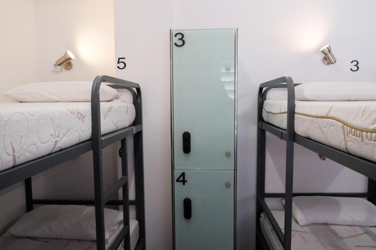 Hellobcn Youth Hostel Barcelona Bagian luar foto