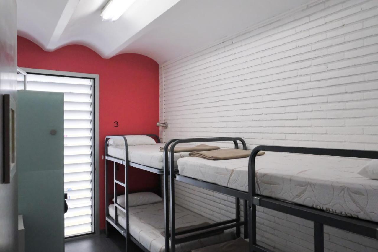Hellobcn Youth Hostel Barcelona Bagian luar foto