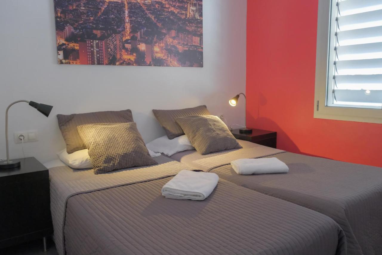 Hellobcn Youth Hostel Barcelona Bagian luar foto