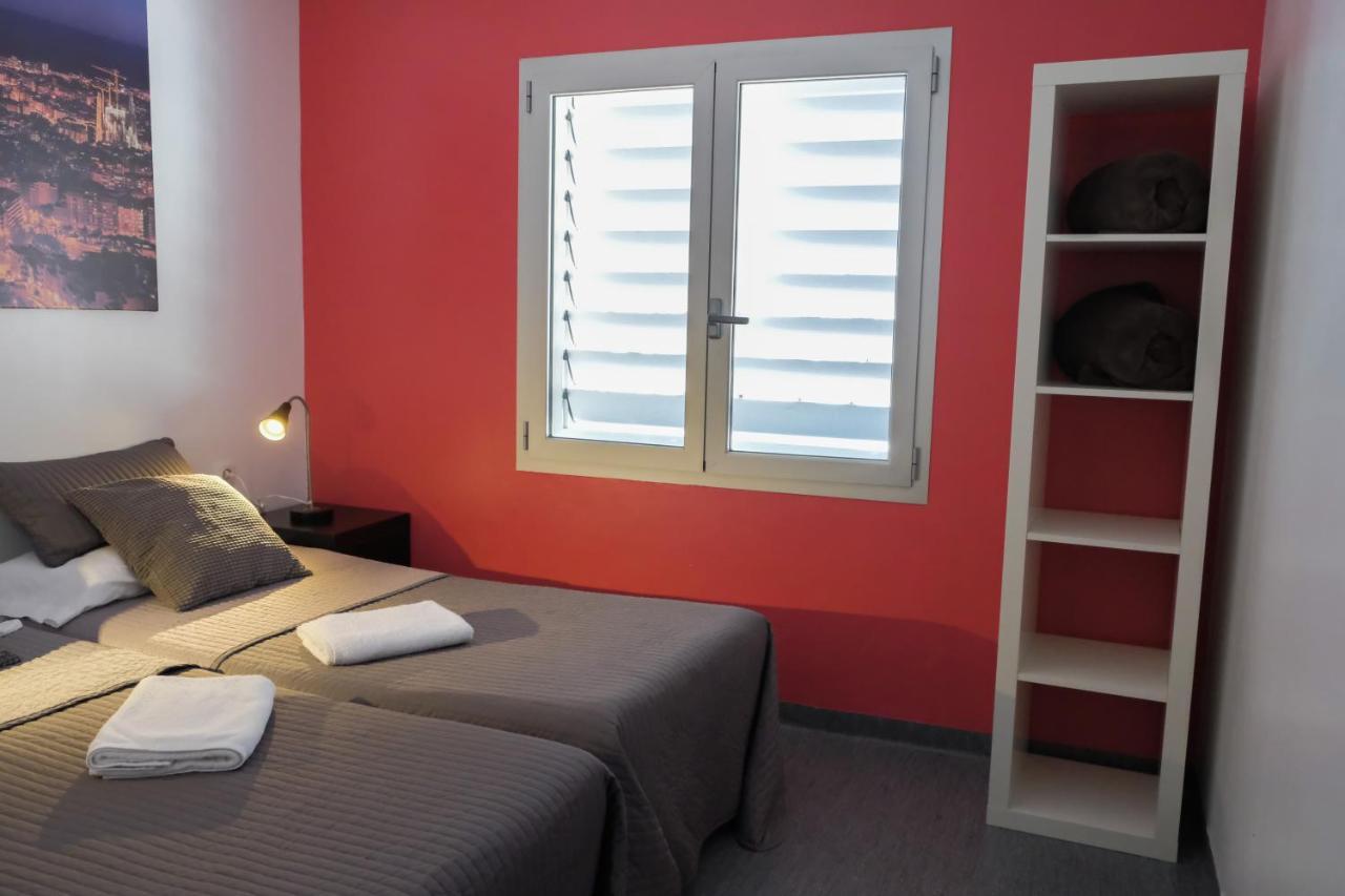 Hellobcn Youth Hostel Barcelona Bagian luar foto